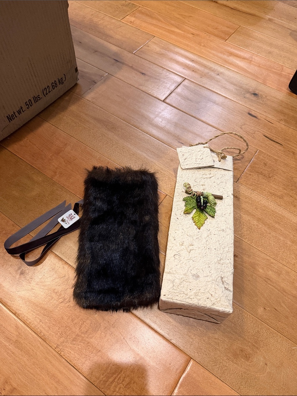 Set of 2 Designer Wine Gift Bags – RAZ Faux Fur & Handmade Rustic Bottle Gift - Picture 2 of 2